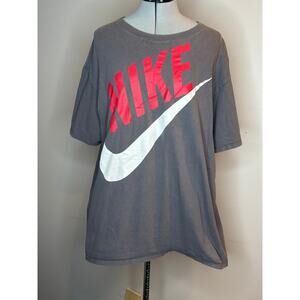 Nike Men's Tshirt